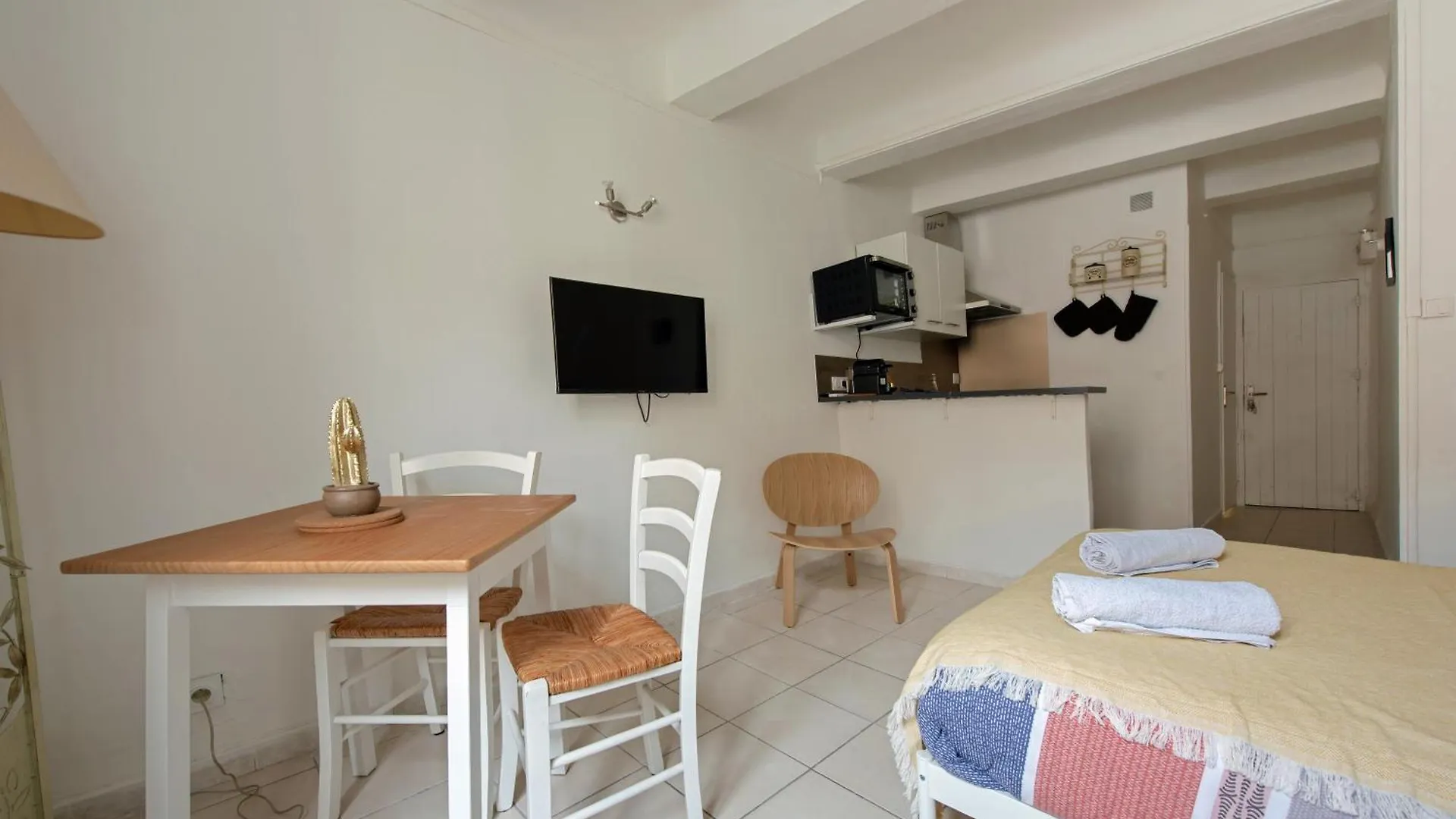 Studio Romarin La Fare-les-Oliviers