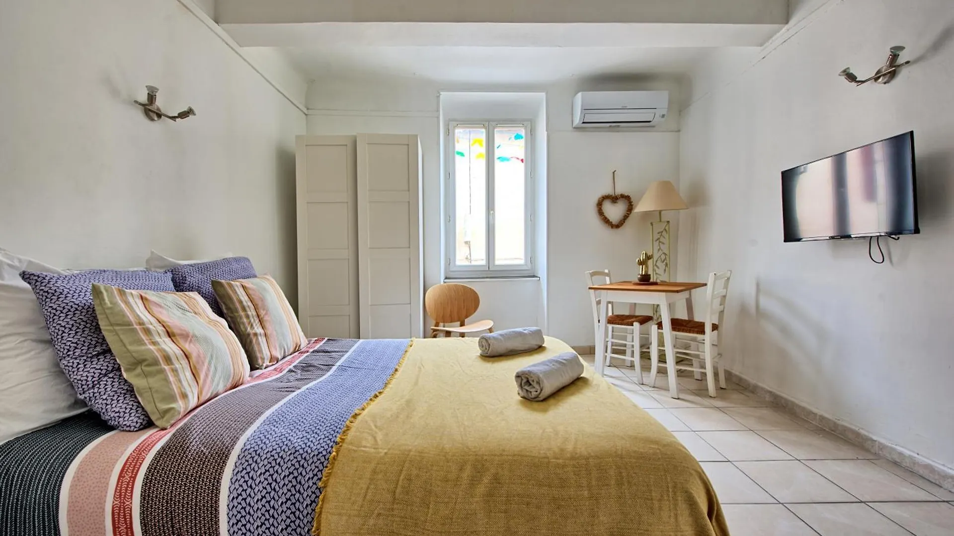 Studio Romarin La Fare-les-Oliviers