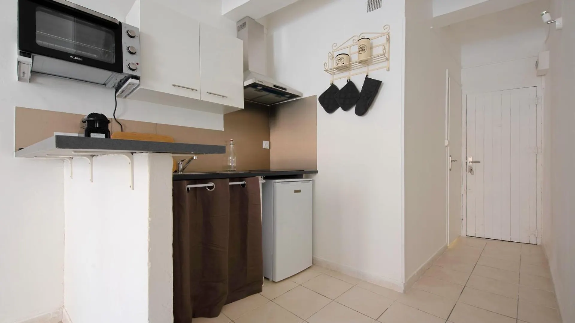 Apartment Studio Romarin La Fare-les-Oliviers